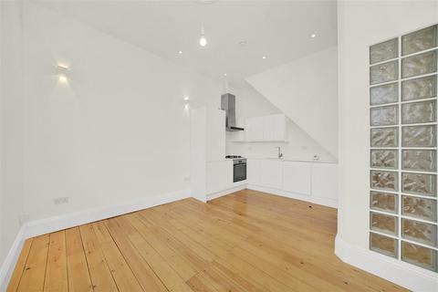 2 bedroom flat to rent, Evering Road, London, E5