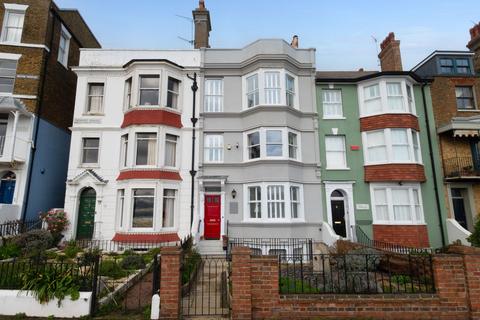 4 bedroom terraced house for sale, Prospect Terrace, Ramsgate CT11