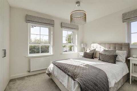 3 bedroom detached house for sale, Gum Tree Close, Nottingham NG12