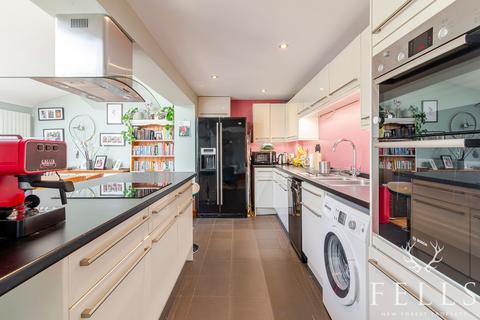 undefined, Fairlie Park, Ringwood BH24