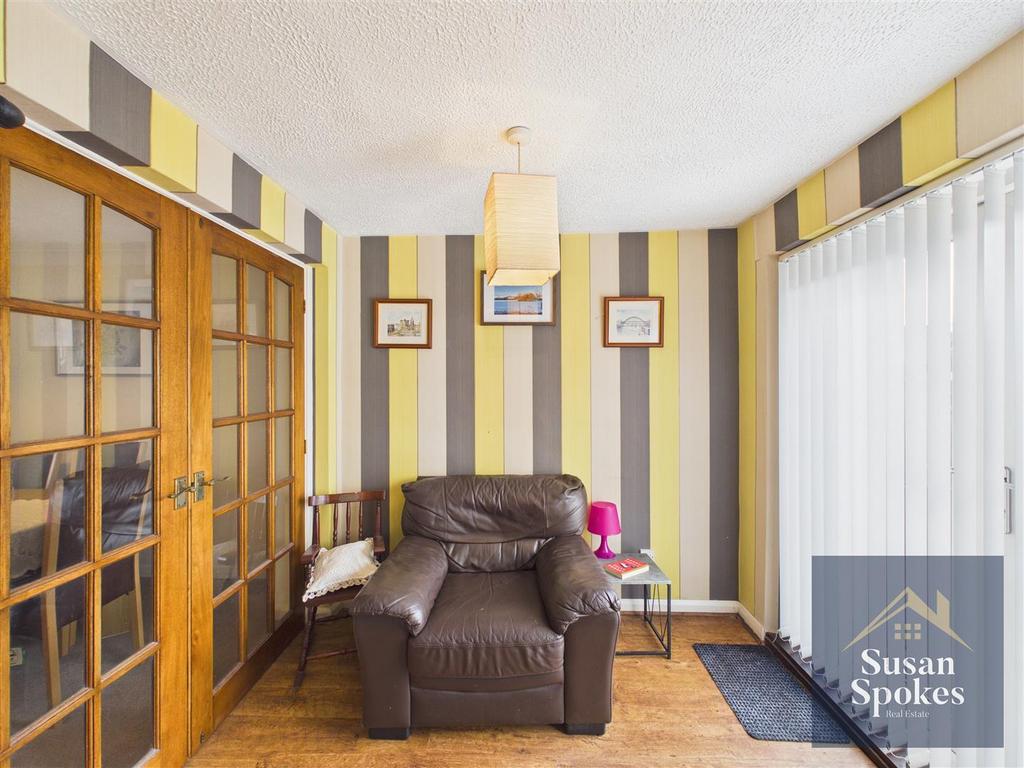 CAM01858 G0-PR0229-STILL015.jpg