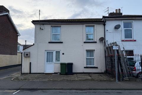 2 bedroom end of terrace house for sale, 36 Russell Road, Great Yarmouth, Norfolk NR30 2JF