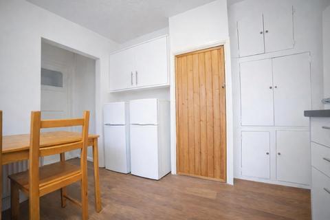 3 bedroom flat to rent, Coppice Way, Newcastle Upon Tyne, NE2