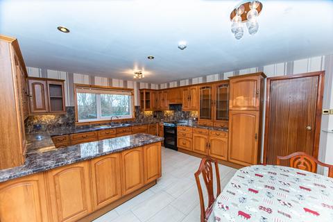 3 bedroom detached bungalow for sale, Stanergill Crescent, Castletown, Thurso, Highland. KW14 8UT
