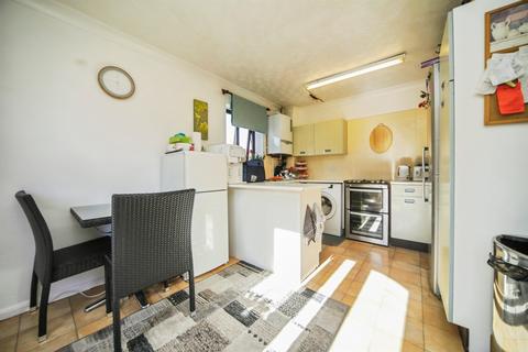 3 bedroom terraced house for sale, Brackenwood Crescent, Bury St. Edmunds