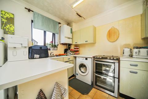 3 bedroom terraced house for sale, Brackenwood Crescent, Bury St. Edmunds