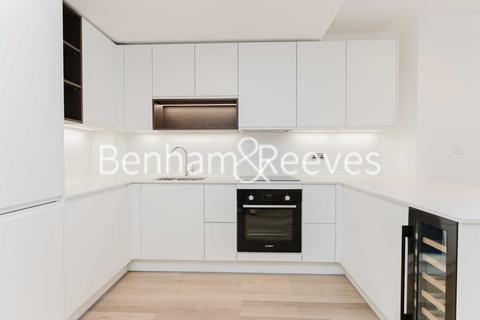 2 bedroom apartment to rent, Banks Road, Kidbrooke Village SE3