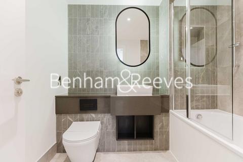 2 bedroom apartment to rent, Banks Road, Kidbrooke Village SE3