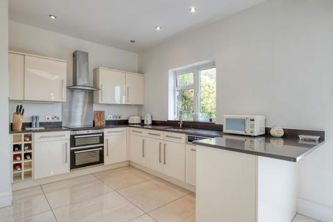 undefined, Stourbridge Road, Fairfield, B61