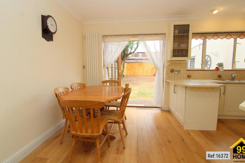undefined, Benfleet Close, Sutton, United Kingdom, SM1