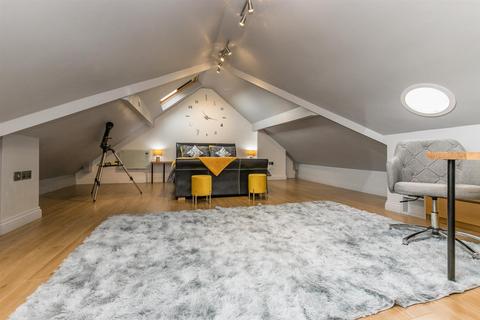 5 bedroom semi-detached house for sale, Mayfield Avenue, Stretford, Manchester