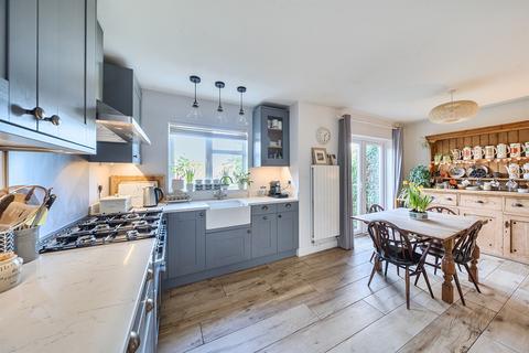 4 bedroom semi-detached house for sale, Prospect Road, St. Albans