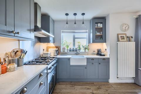 4 bedroom semi-detached house for sale, Prospect Road, St. Albans