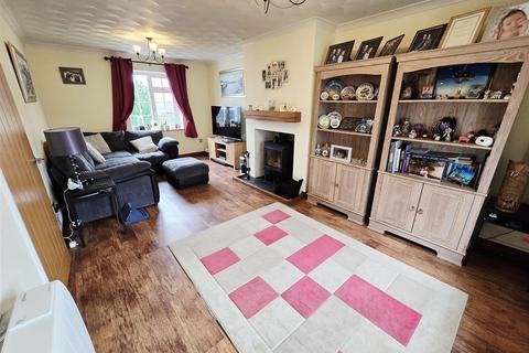 5 bedroom detached house for sale, Serpells Meadow, Polyphant, Launceston