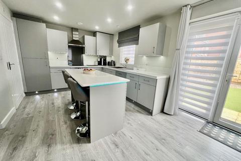 4 bedroom detached house for sale, Fallow Road, Rothwell