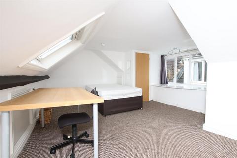 undefined, 19 Downleaze, Bristol BS9