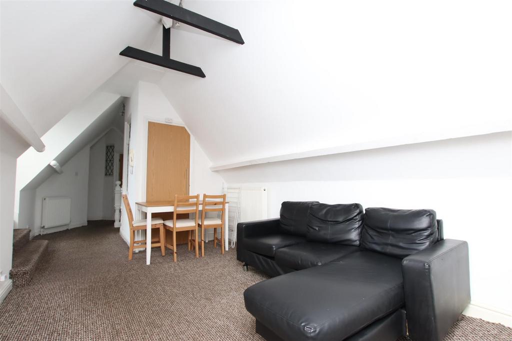 Living area.JPG