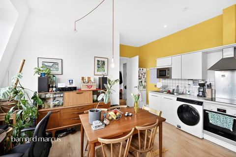 Peckham Grove, LONDON