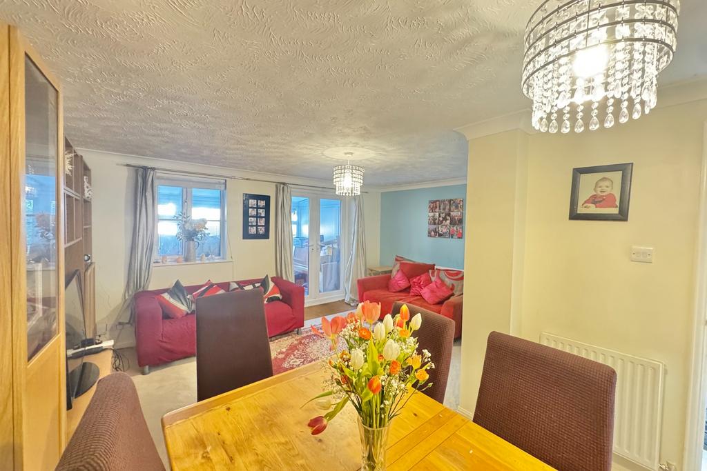 Living/Dining Room