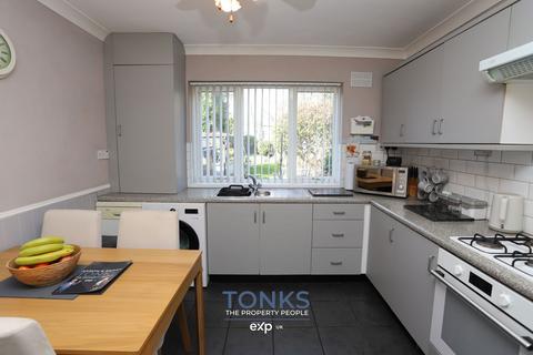 3 bedroom terraced house for sale, Highfield Crescent, Halesowen B63