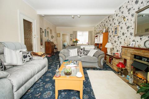 3 bedroom terraced house for sale, The Avenue, Filey YO14