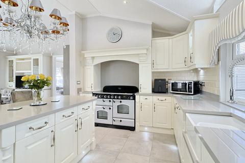 2 bedroom park home for sale, St Leonards, Dorset, BH24