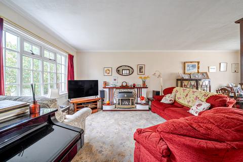 3 bedroom detached house for sale, Pembroke Road, Ruislip