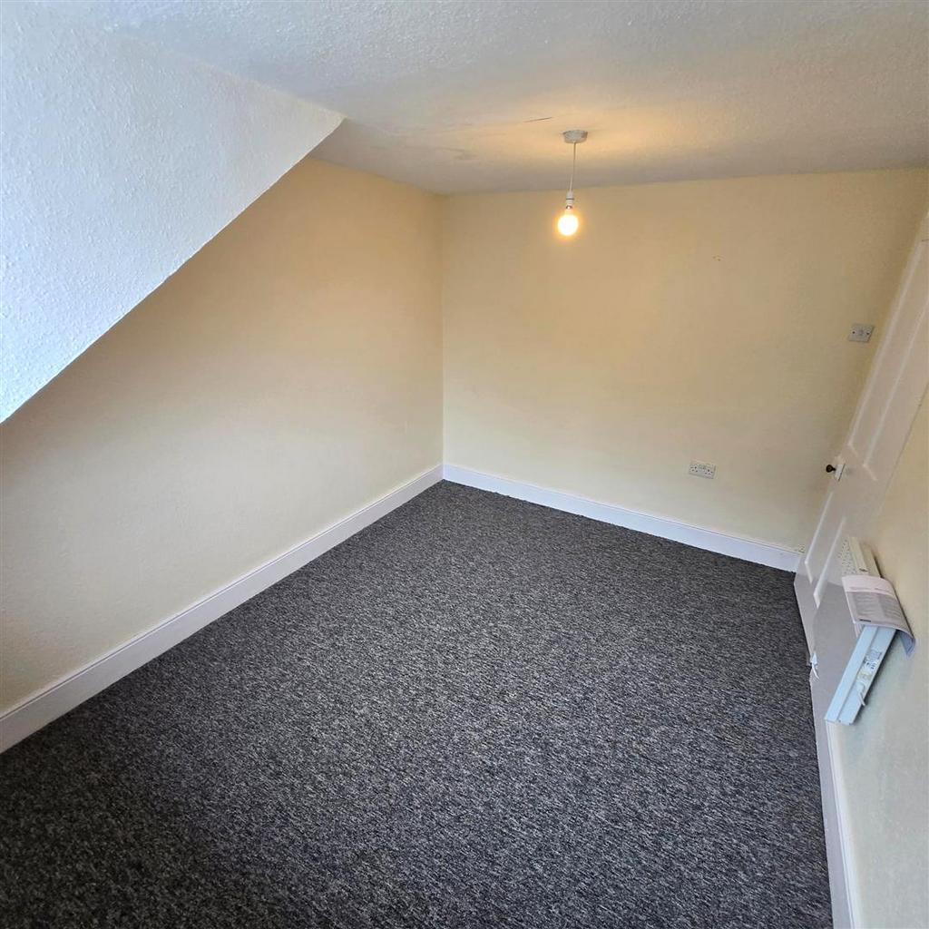 Bedroom4.jpg