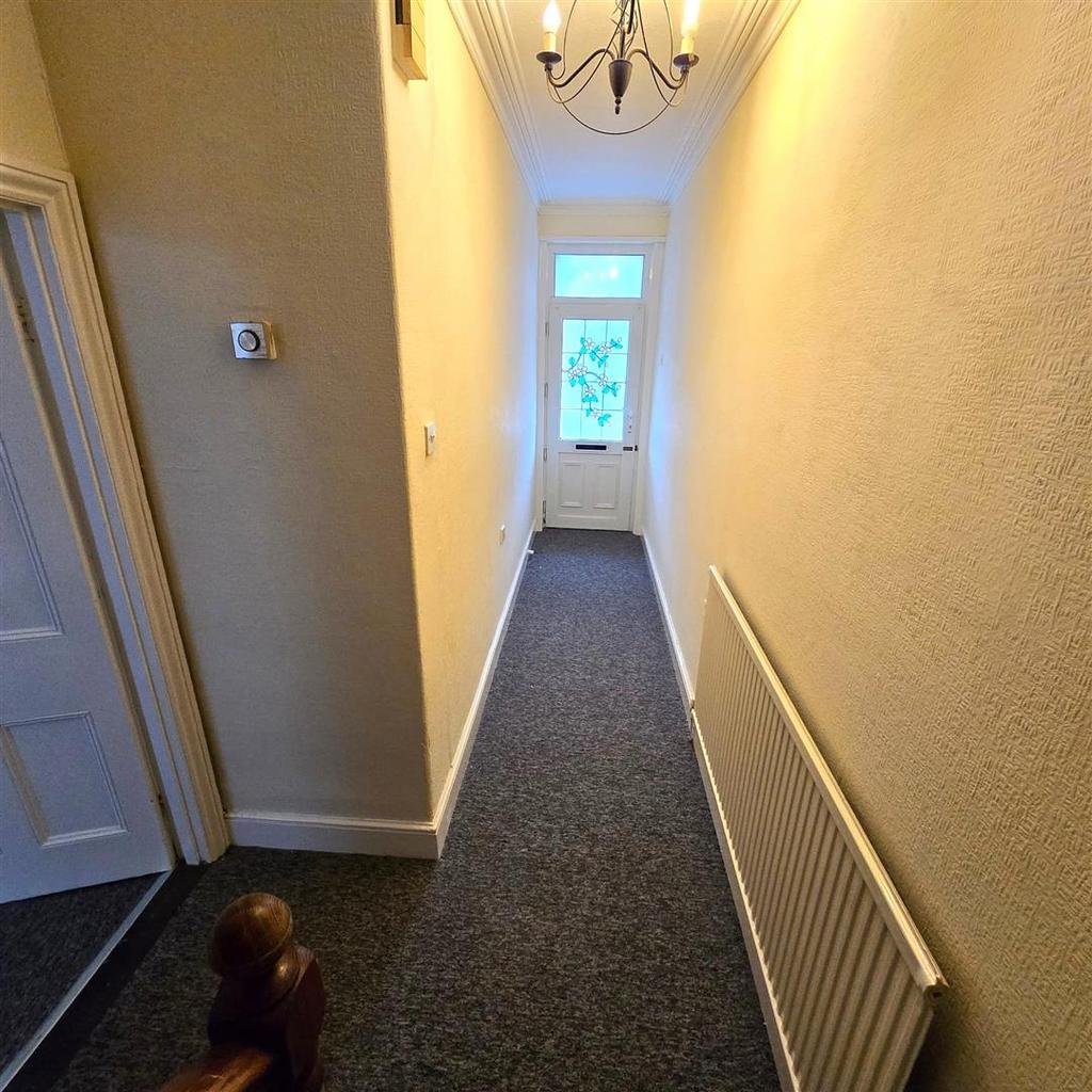 Entrance hallway.jpg