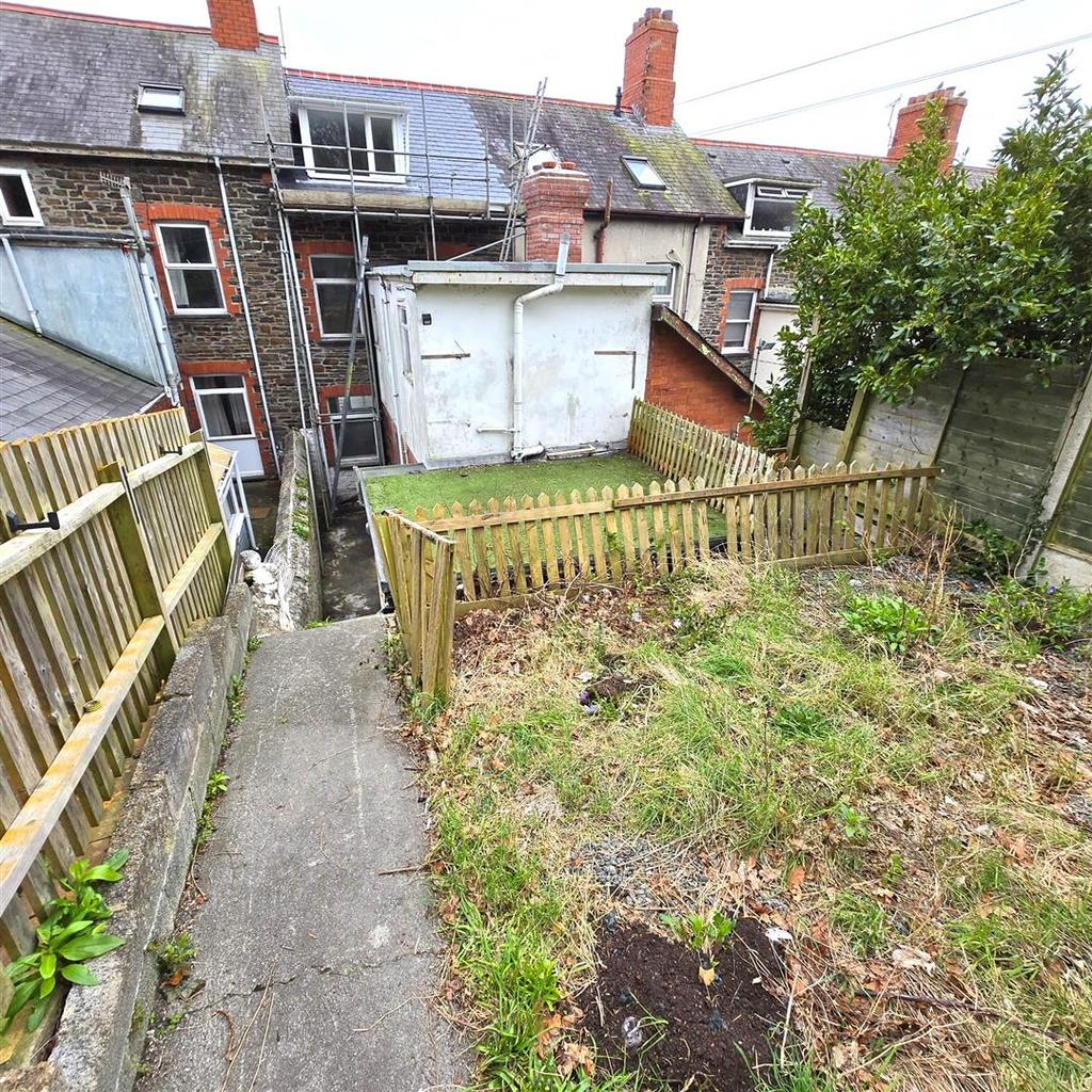 Garden1.jpg