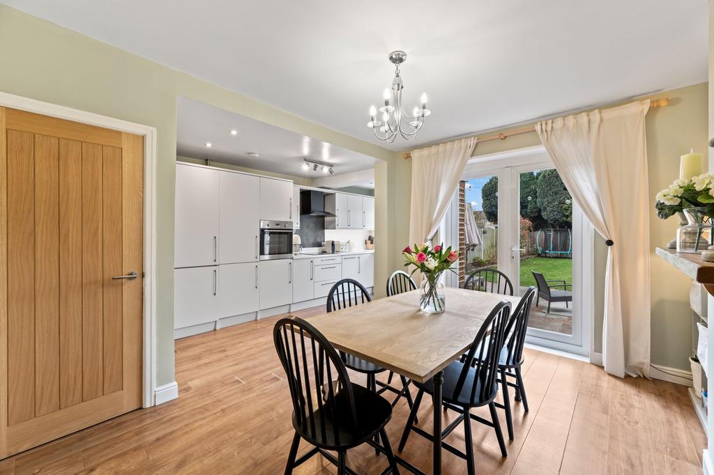 Kitchen Diner