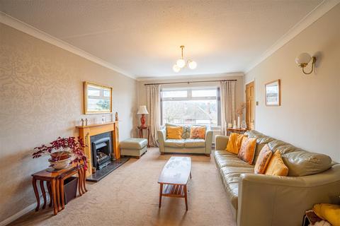 4 bedroom detached house for sale, Fairlight Road, Hastings