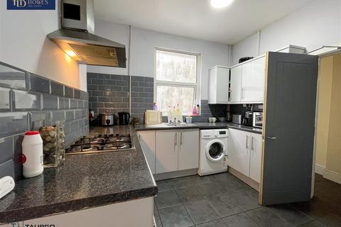 4 bedroom terraced house for sale, Pugsley Street, Newport NP20