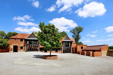 undefined, Lutmans Haven, Knowl Hill, Reading, Berkshire, RG10.
