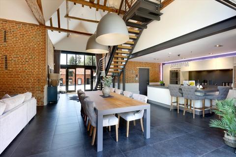 undefined, Lutmans Haven, Knowl Hill, Reading, Berkshire, RG10.