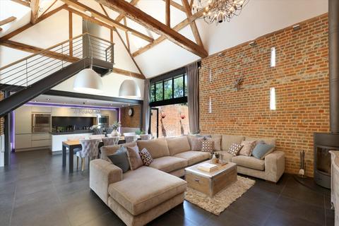 undefined, Lutmans Haven, Knowl Hill, Reading, Berkshire, RG10.