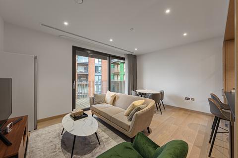 2 bedroom flat for sale, Viaduct Gardens London SW11