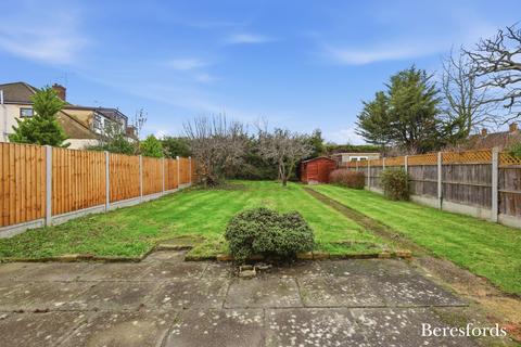 4 bedroom semi-detached house for sale, Rayleigh Road, Hutton, CM13