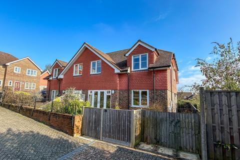 undefined, Wickens Close, Crowborough, TN6