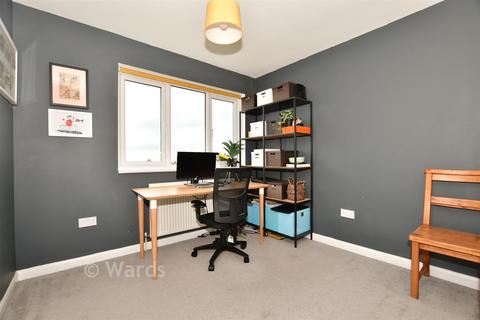 4 bedroom semi-detached house for sale, Upper Approach Road, Broadstairs CT10