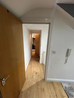 undefined, Lind Road, Sutton, SM1