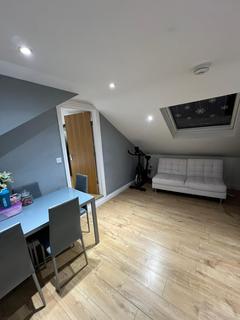 undefined, Lind Road, Sutton, SM1