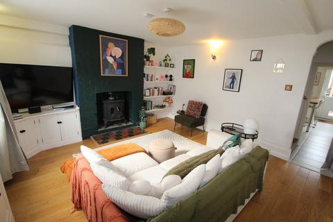 2 bedroom cottage for sale, Church Street, Lutterworth LE17