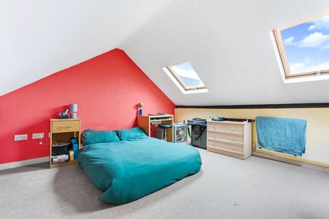 3 bedroom terraced house for sale, Gladstone Road, Hertfordshire WD17