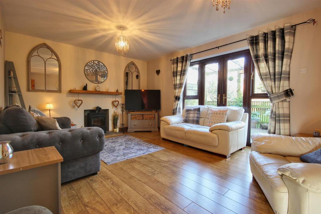 Rear lounge
