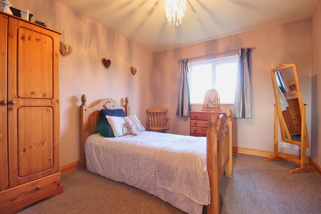 Bedroom 3 (rear)