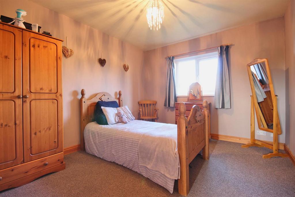Bedroom 3 (rear)