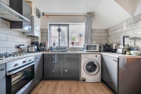 undefined, Fleetwood Close, London