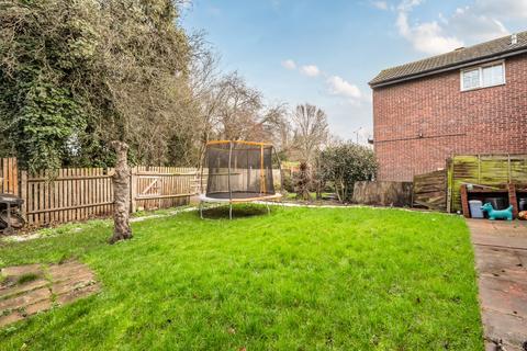 undefined, Fleetwood Close, London