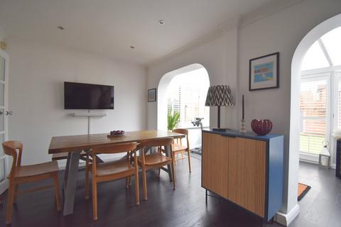 undefined, Regency Gardens, Walton-on-Thames, KT12